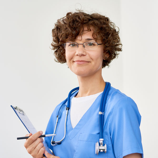 smiling female doctor 9CYG24X